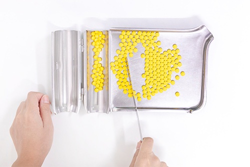 Pharmacists Also Targets in Federal Government's Crackdown on Prescribing Practices